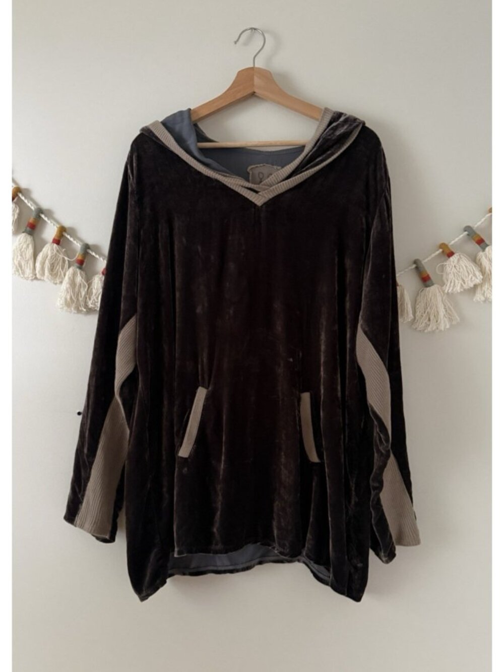 Johnny Was Pete & Greta Bersin Velvet Hoodie Chocolate Brown Silk Blend Slouchy